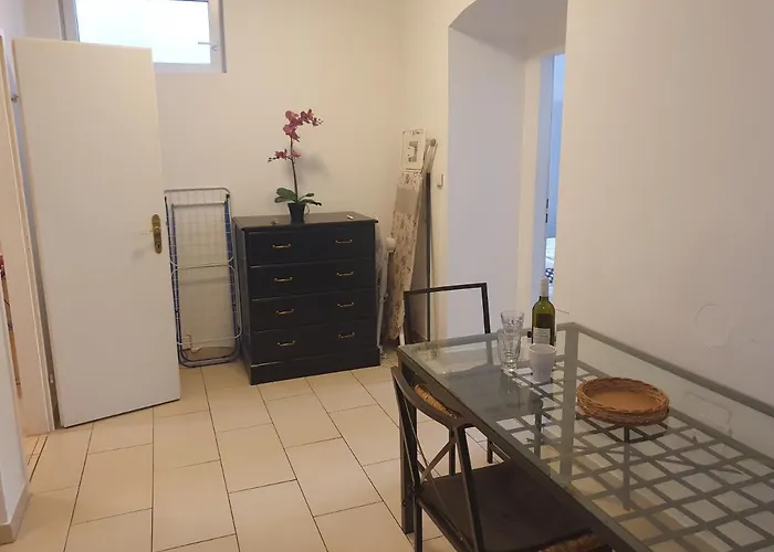 Spacious Near The Center * Wien